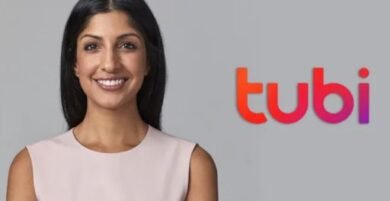 Retrato profesional de Anjali Sud, CEO de Tubi y referente en la industria del streaming gratuito.